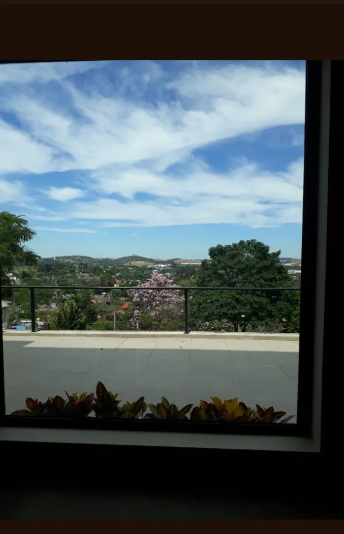 Residência Contemporânea com vista permanente
